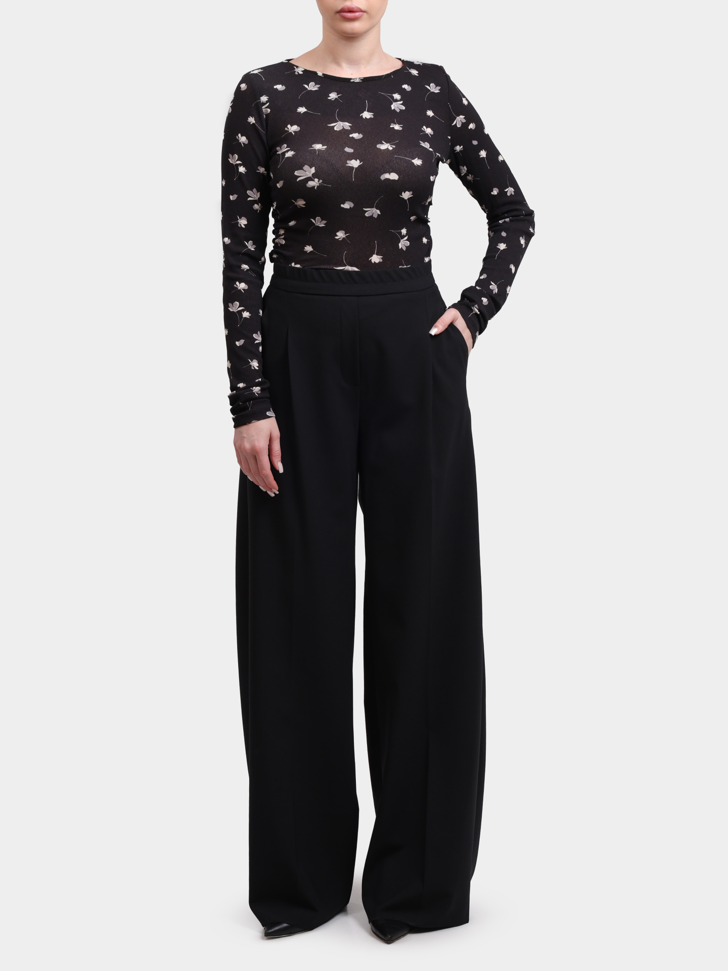 Брюки Marella DIORAMA 006 черные женские свободного кроя — купить в интернет-магазине Verdistore