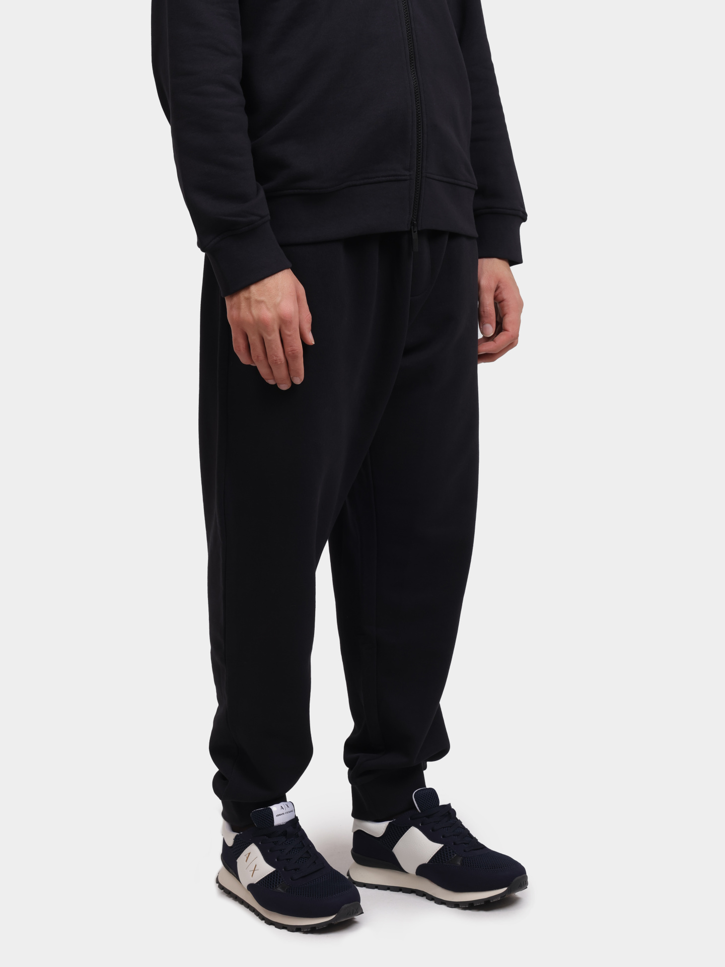 Брюки Armani Exchange XM000292 AF12656 UB101 хлопковые мужские — купить в интернет-магазине Verdistore