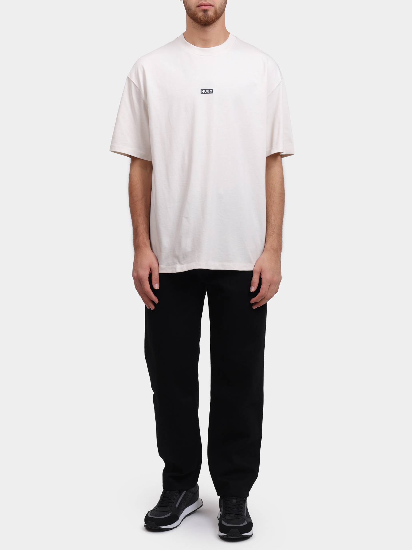 Джинсы Hugo 50542879 001 черные мужские — купить в интернет-магазине Verdistore