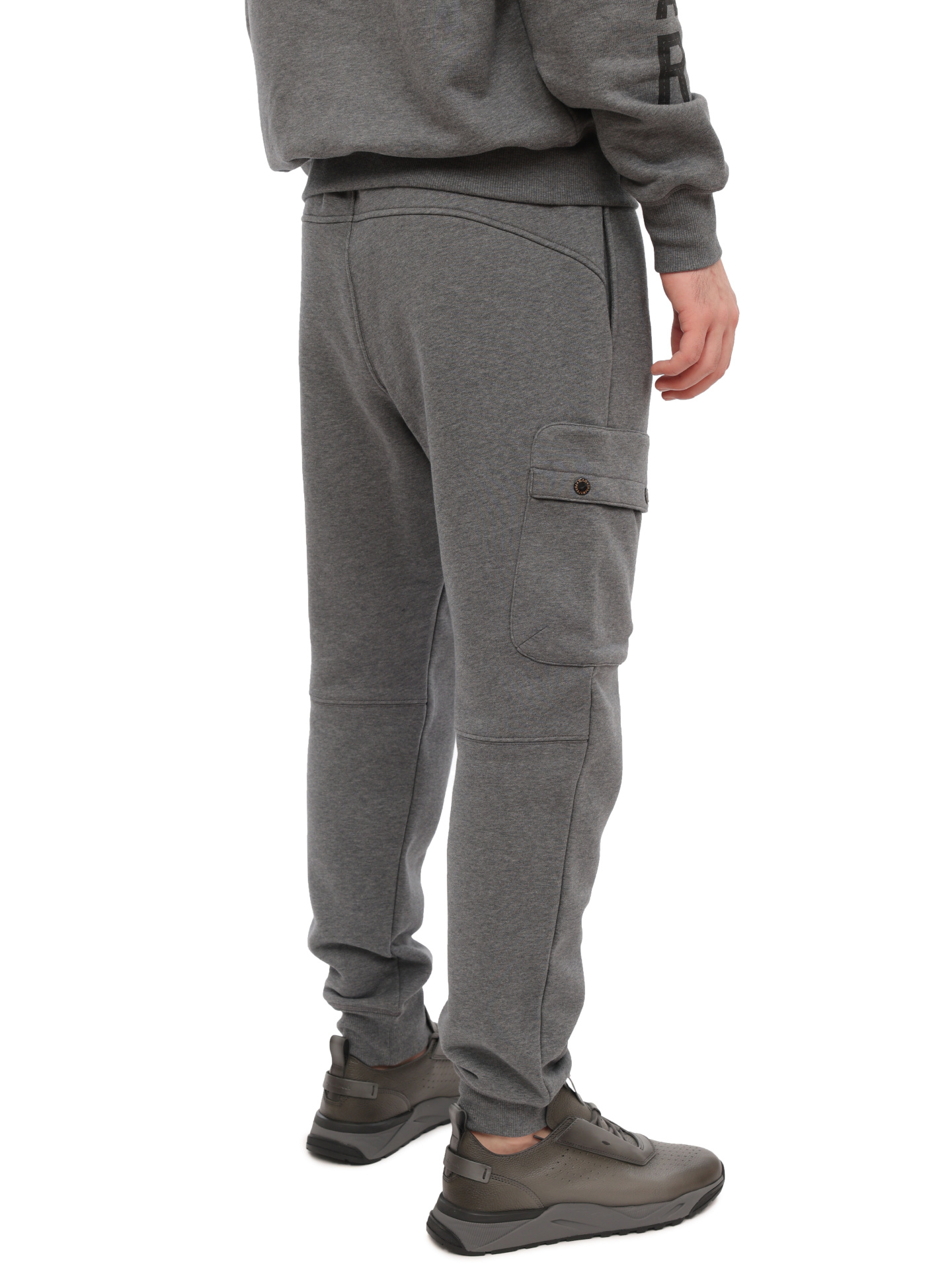 Брюки спортивные хлопковые серые с нашитыми карманами по бокам и манжетами снизу — купить в интернет-магазине Verdistore