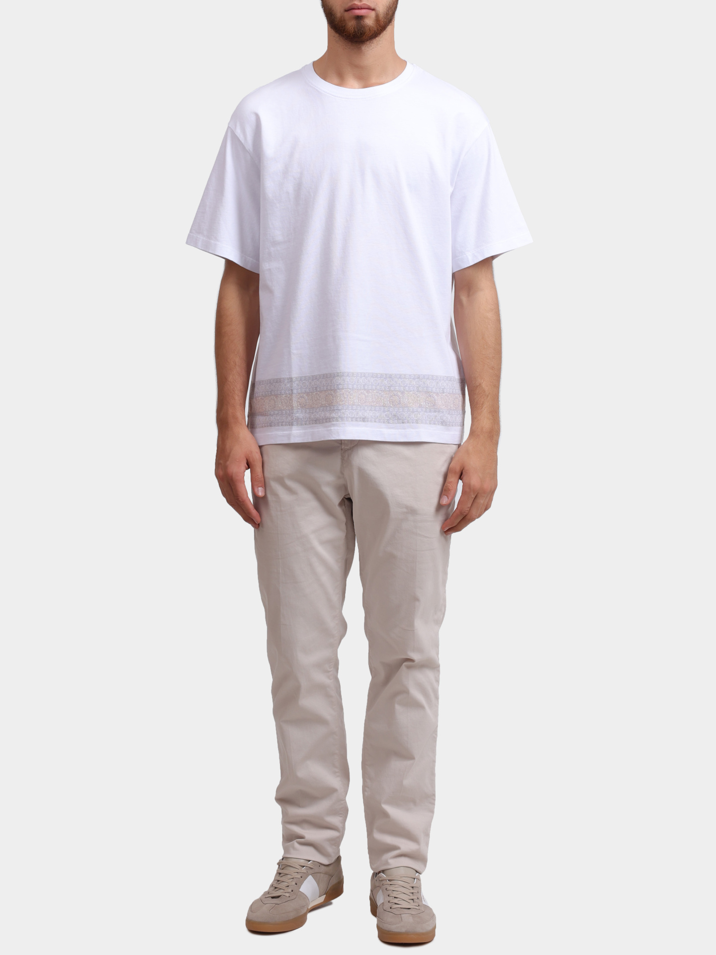 Футболка MRMA0004 AK700 W0800 белая прямого кроя — купить в интернет-магазине Verdistore