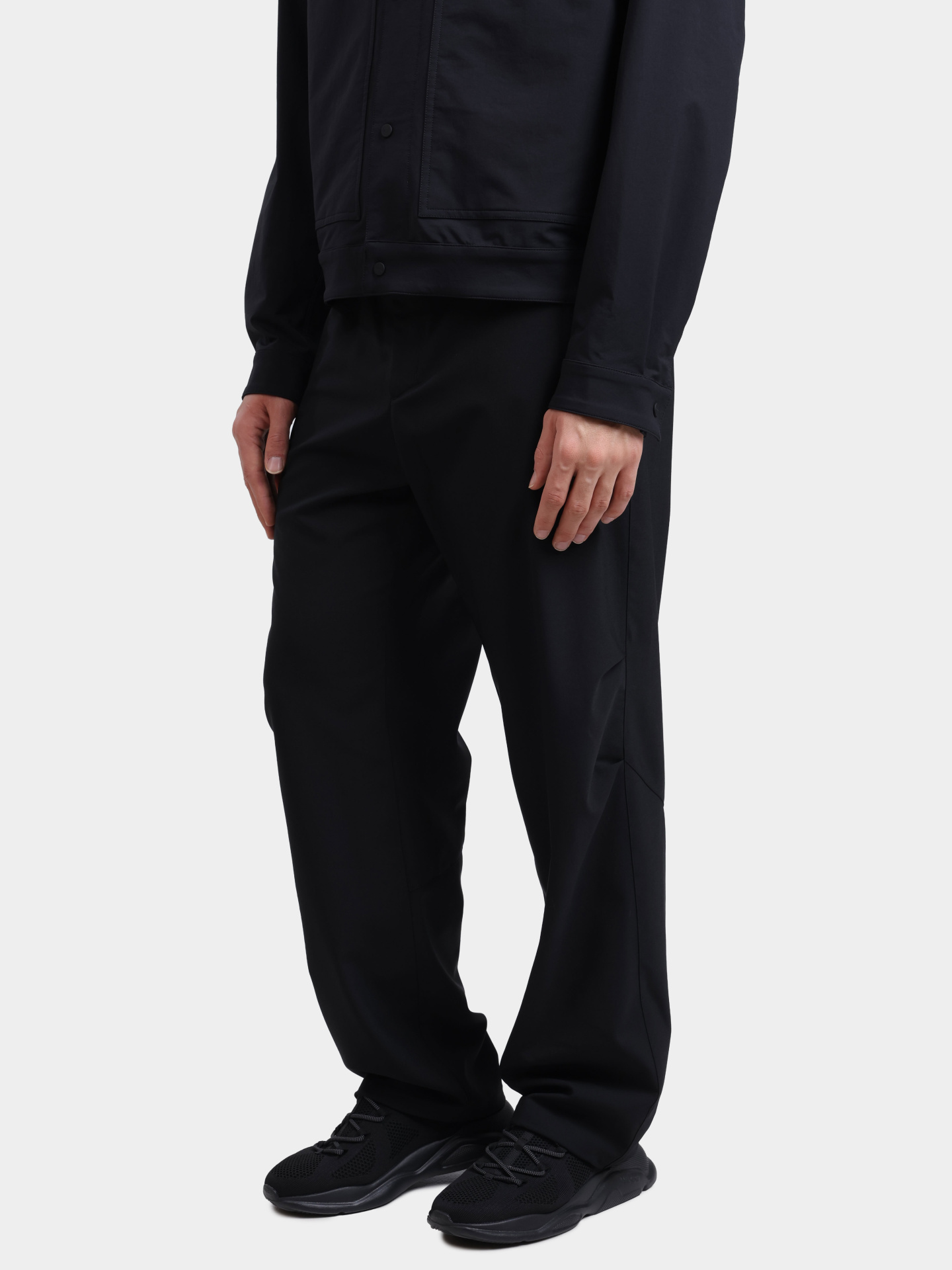 Брюки Herno Laminar PT00059UL 12847 9300 черные мужские — купить в интернет-магазине Verdistore