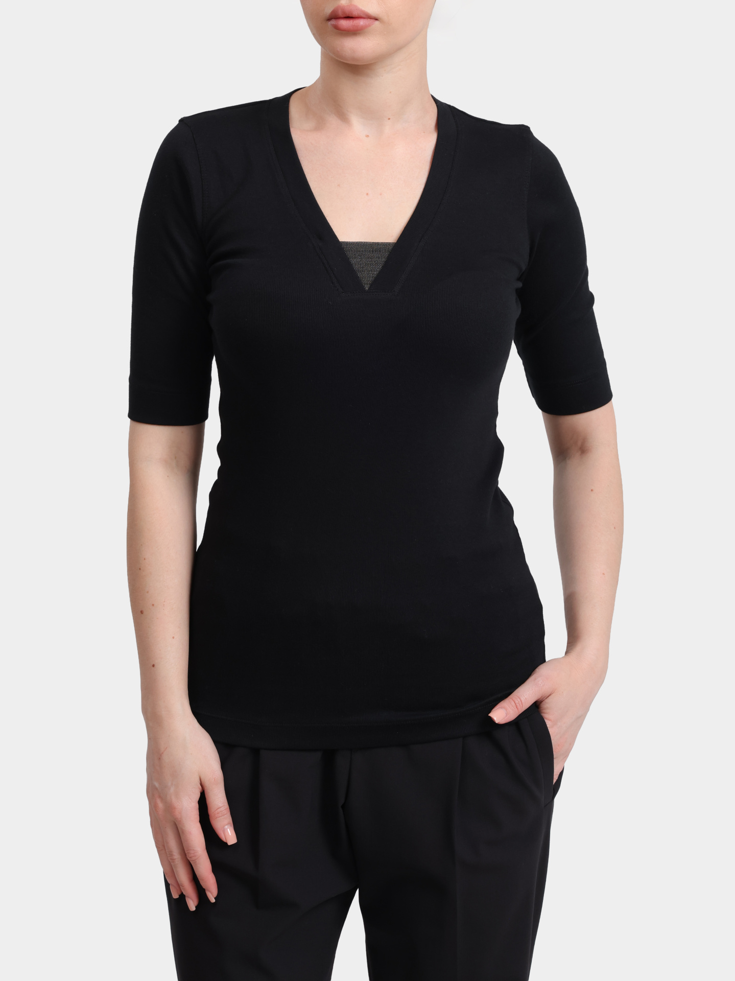Футболка Brunello Cucinelli M0TC8EL692 C101 черная женская из хлопка — купить в интернет-магазине Verdistore