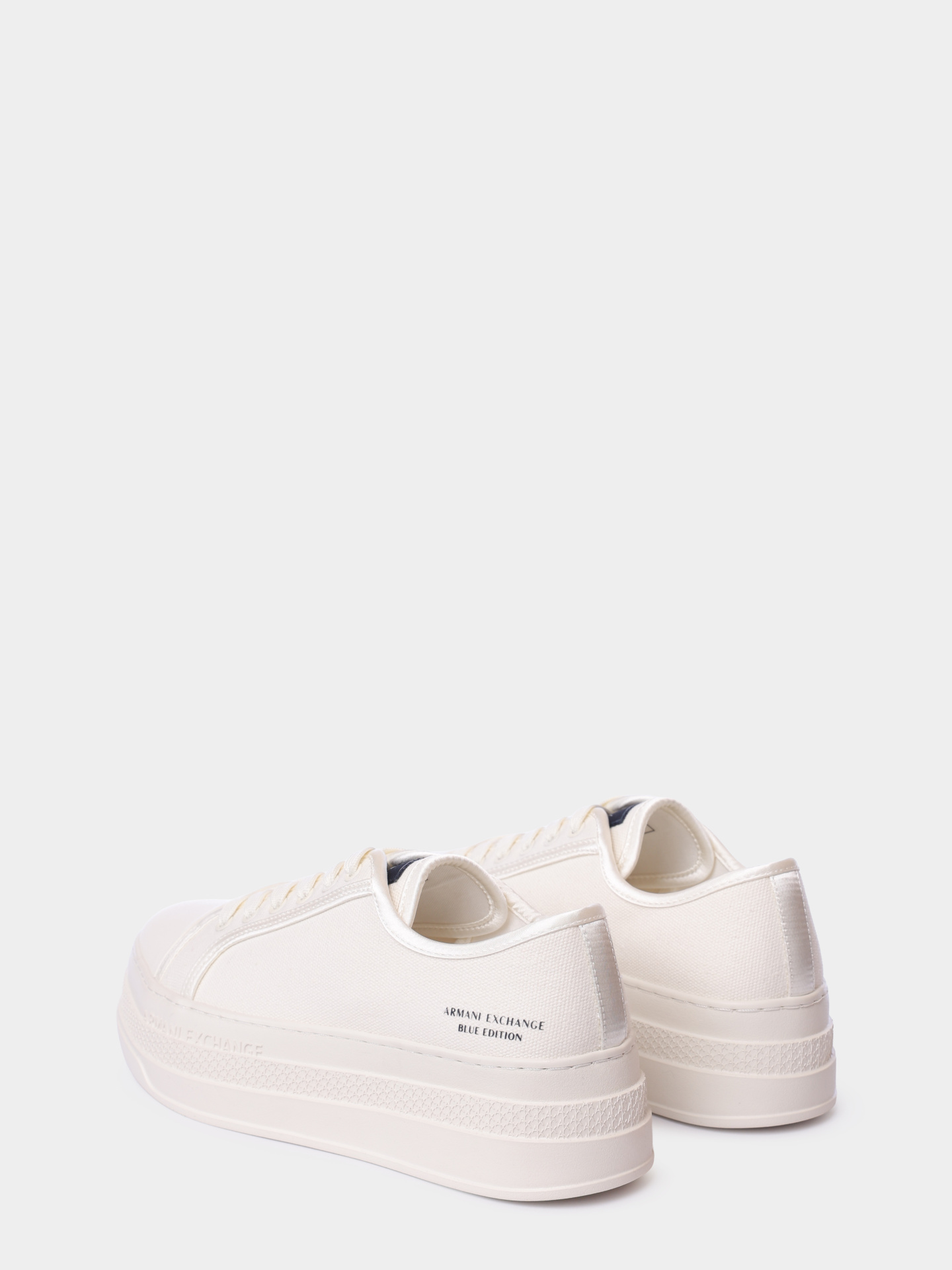 Кеды Armani Exchange XW001196 AF14599 M0107 текстильные женские — купить в интернет-магазине Verdistore