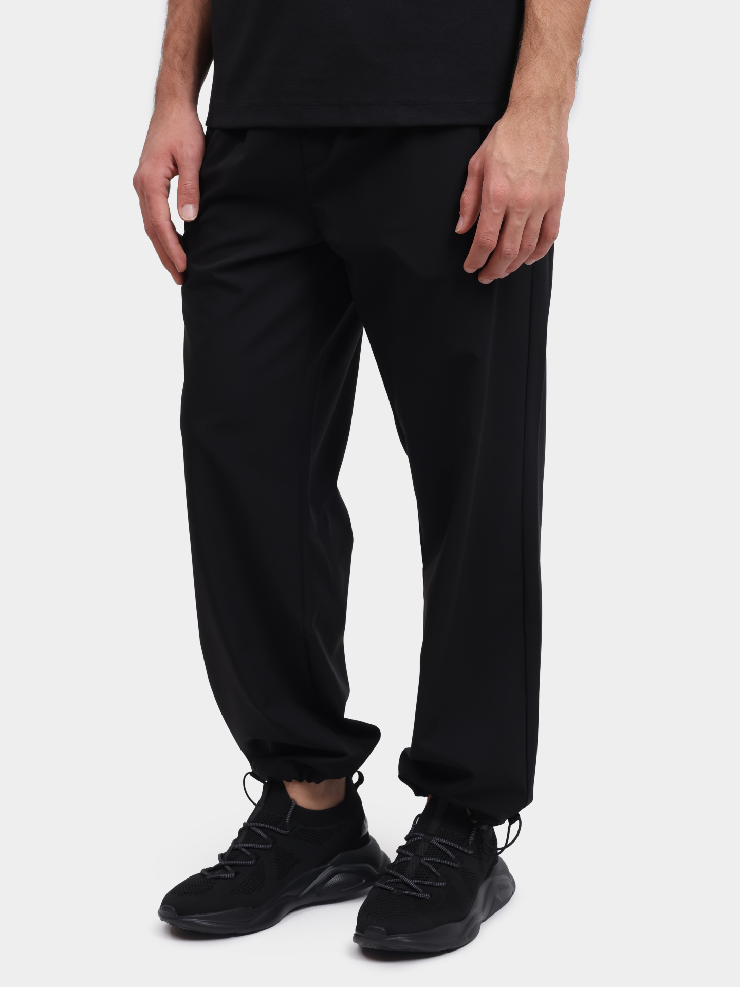 Брюки Hugo 50541380 001 черные мужские — купить в интернет-магазине Verdistore