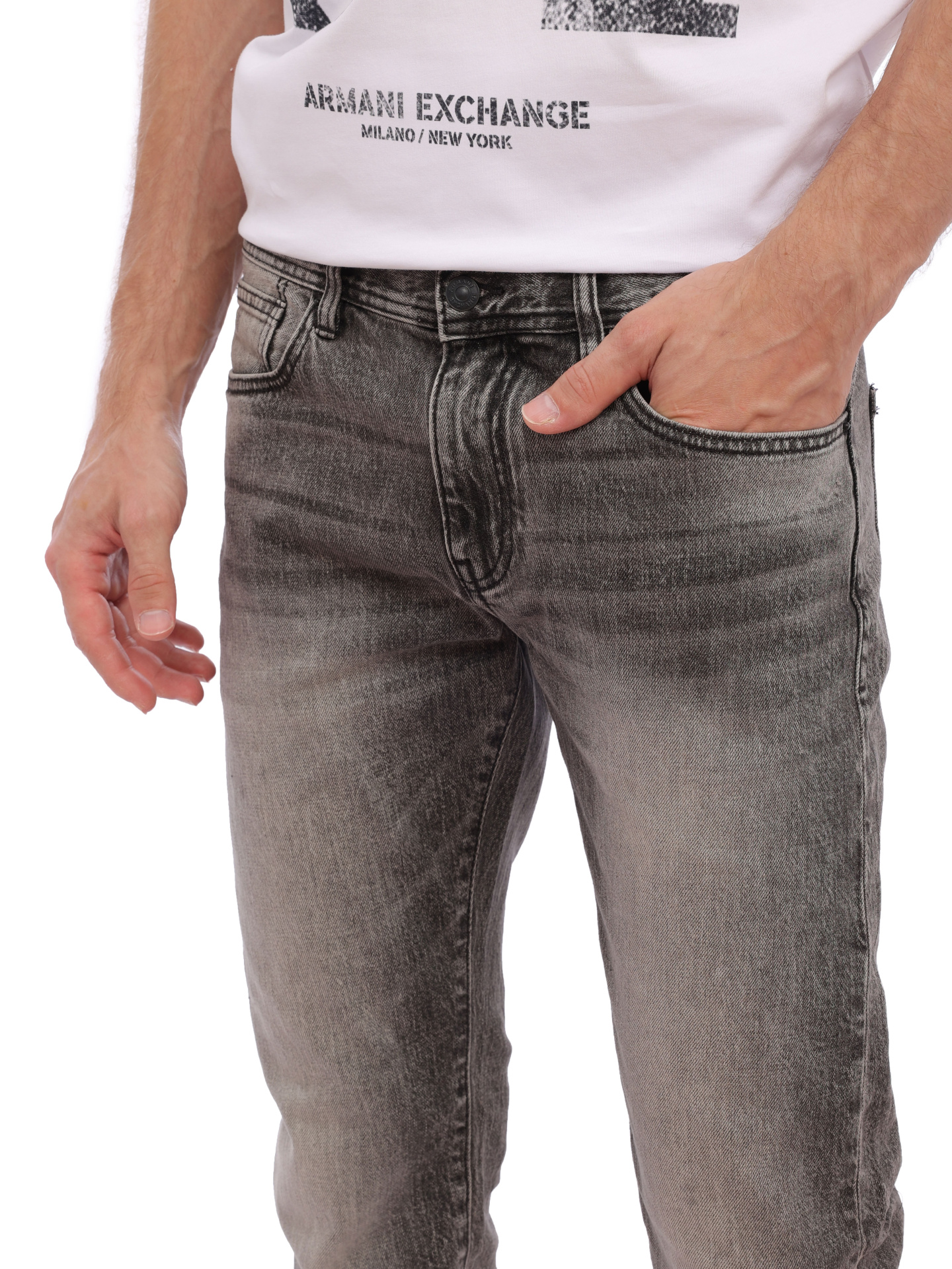 Джинсы Armani Exchange 6RZJ13 Z1KQZ 0903 серые мужские с потертостями — купить в интернет-магазине Verdistore