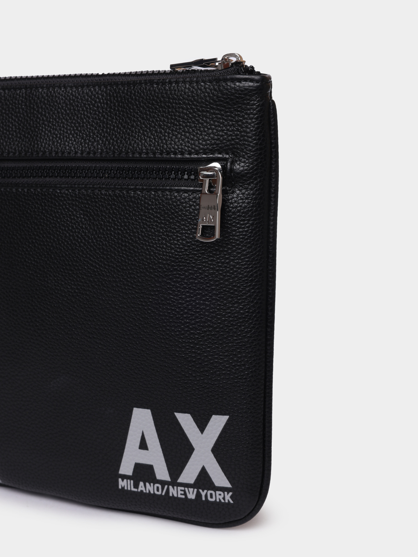 Сумка Armani Exchange 952489 4R818 00020 черная мужская из экокожи — купить в интернет-магазине Verdistore