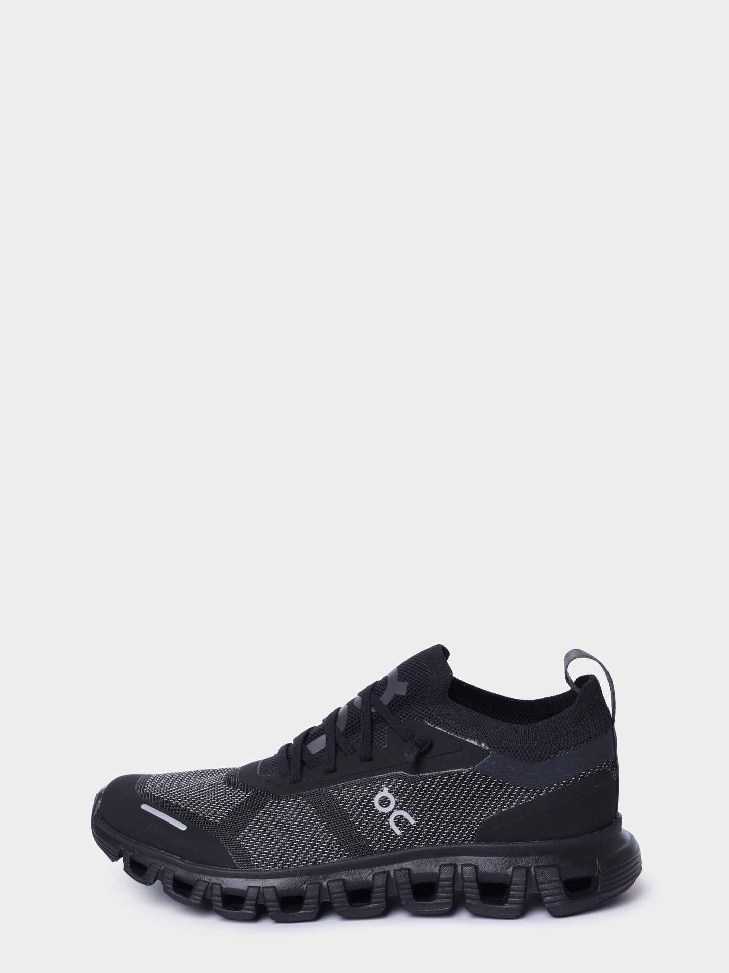 Кроссовки On Running 3WF10030106 Cloud 6 Versa черные женские комбинированные на амортизирующей подошве  — купить в интернет-магазине Verdistore