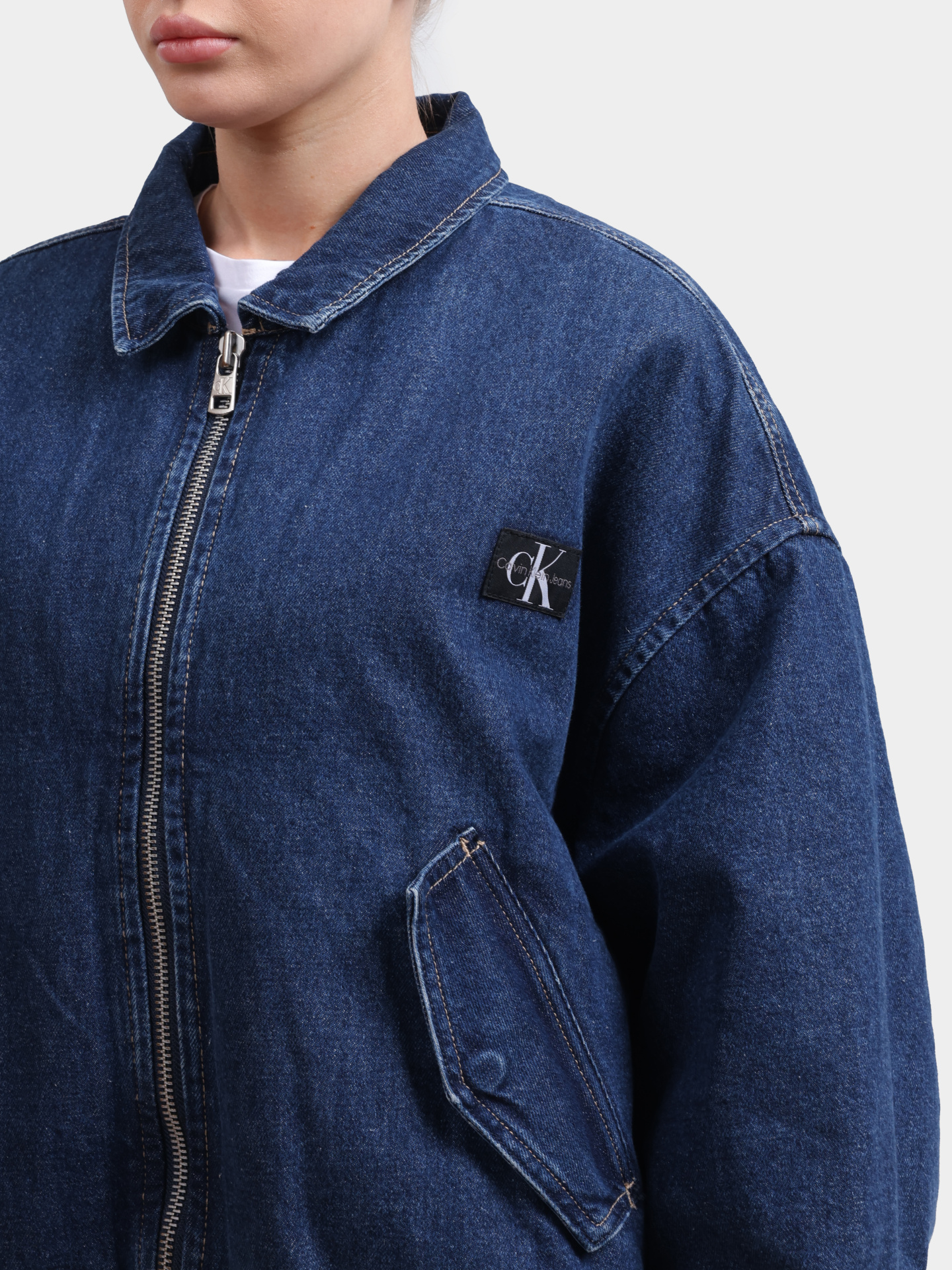 Куртка Calvin Klein Jeans J20J224717 1BJ джинсовая женская — купить в интернет-магазине Verdistore