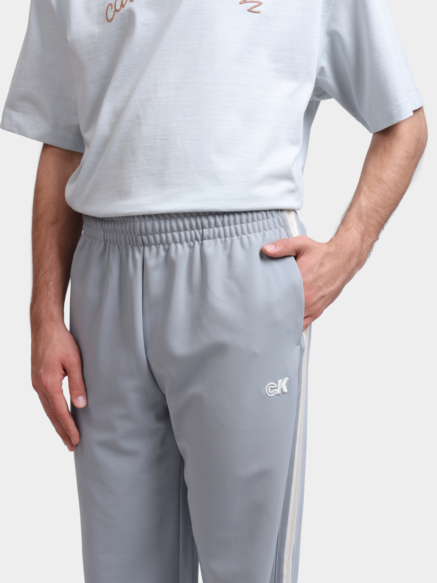 Брюки спортивные Calvin Klein Jeans LV04RC233G CI1 мужские с молниями по бокам — купить в интернет-магазине Verdistore