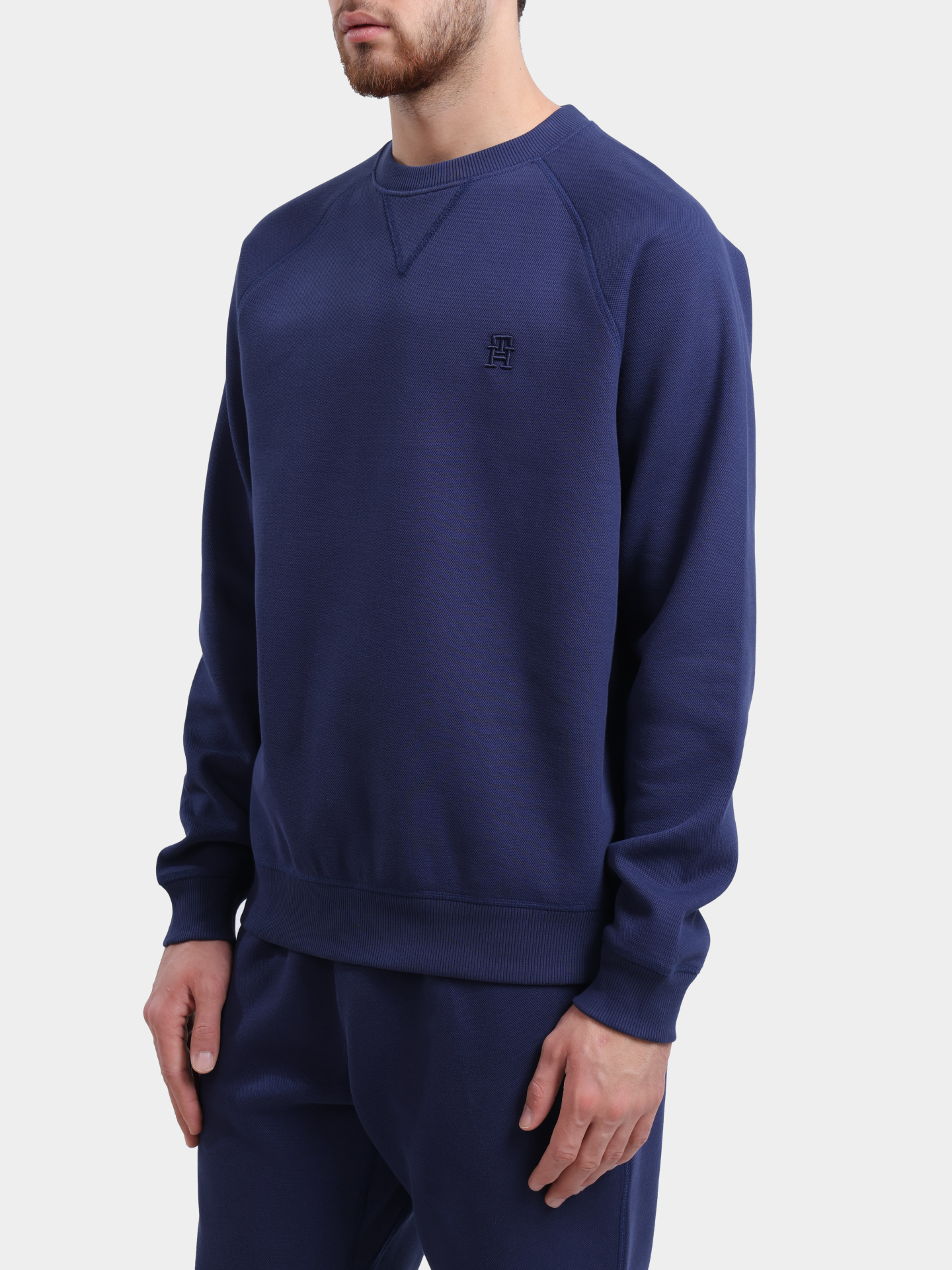 Свитшот Tommy Hilfiger MW0MW39397 синий мужской  — купить в интернет-магазине Verdistore