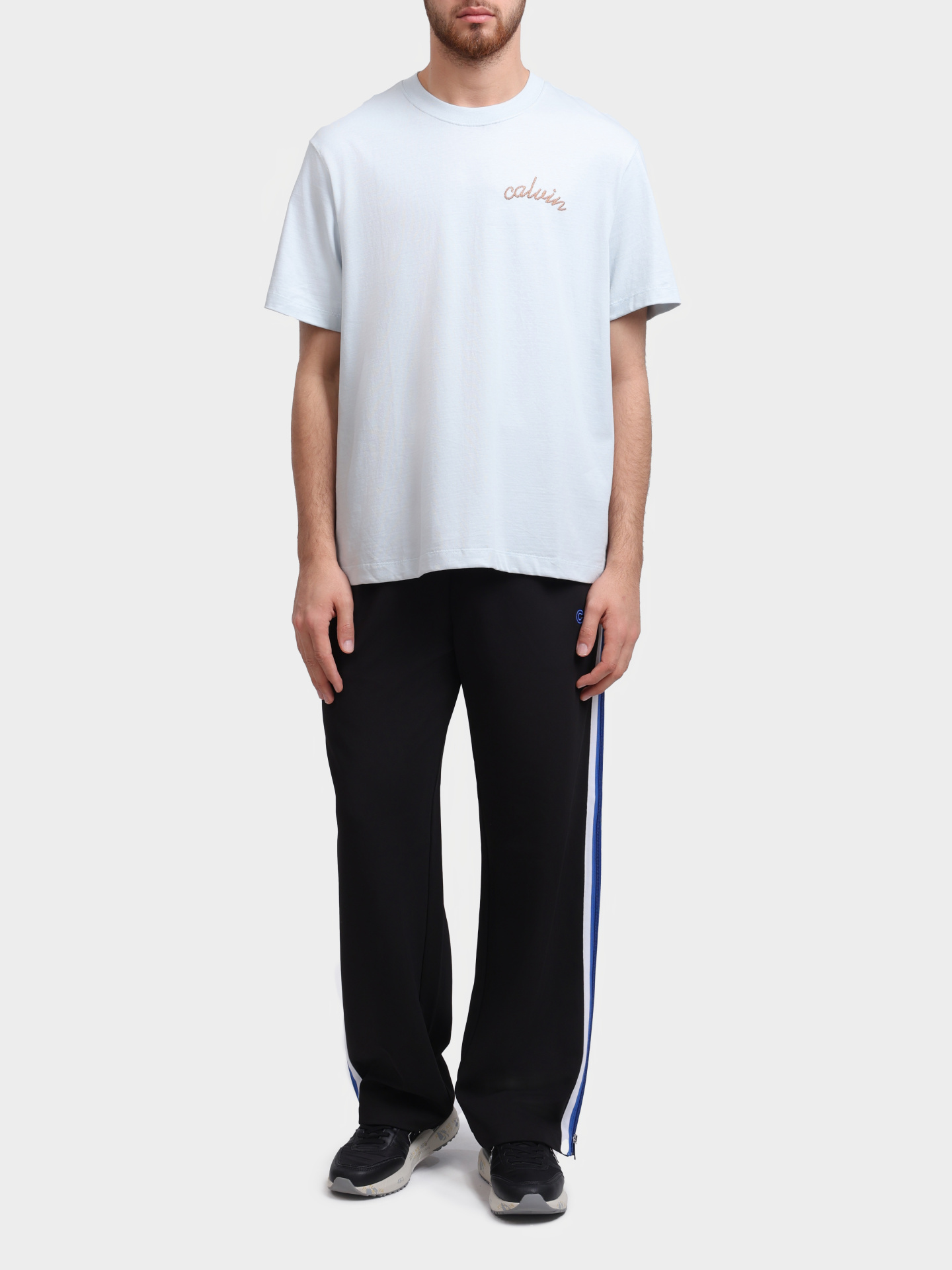 Футболка Calvin Klein Jeans LV04RC226G 6QH светло-голубая мужская с вышивкой на груди — купить в интернет-магазине Verdistore