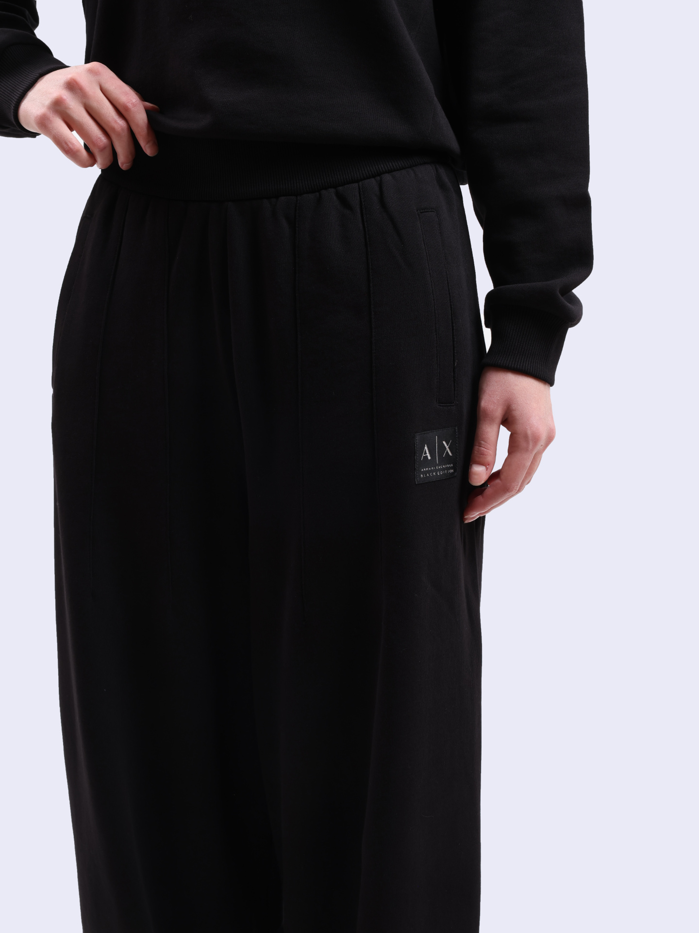 Брюки спортивные Armani Exchange XW000075 AF10172 UC001 черные женские  — купить в интернет-магазине Verdistore