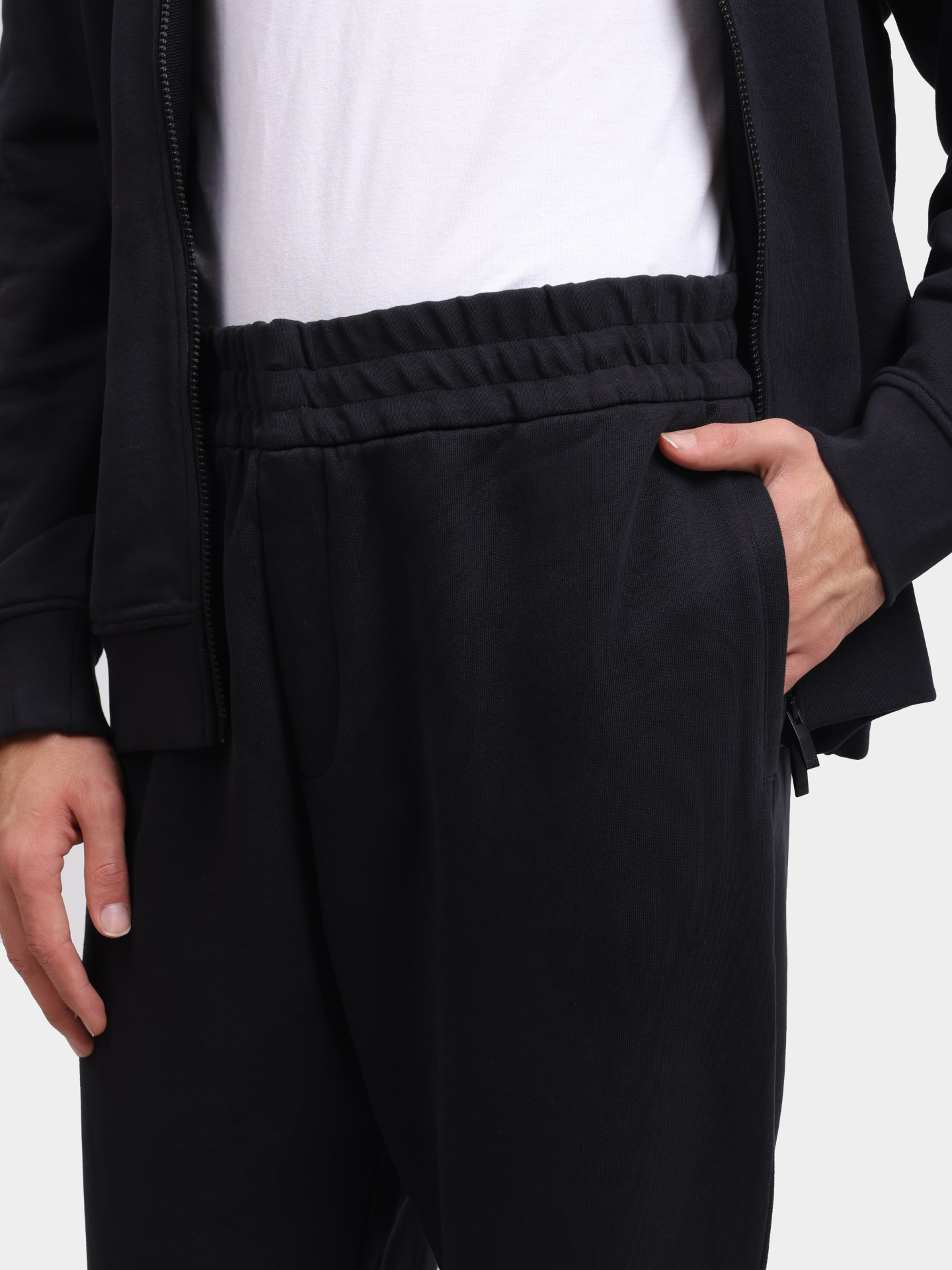 Брюки Armani Exchange XM000292 AF12656 UB101 хлопковые мужские — купить в интернет-магазине Verdistore