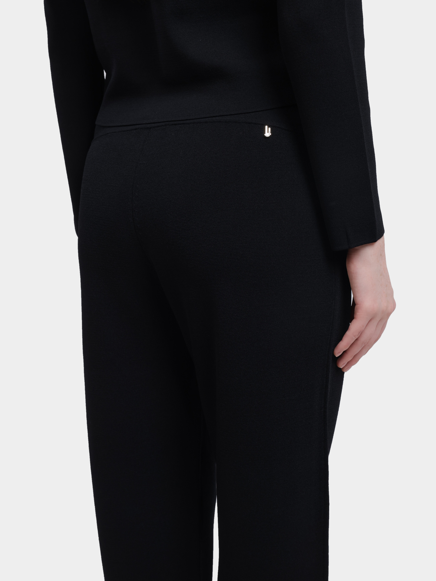 Брюки Liu-Jo CF5036 MS55N 22222 черные женские — купить в интернет-магазине Verdistore