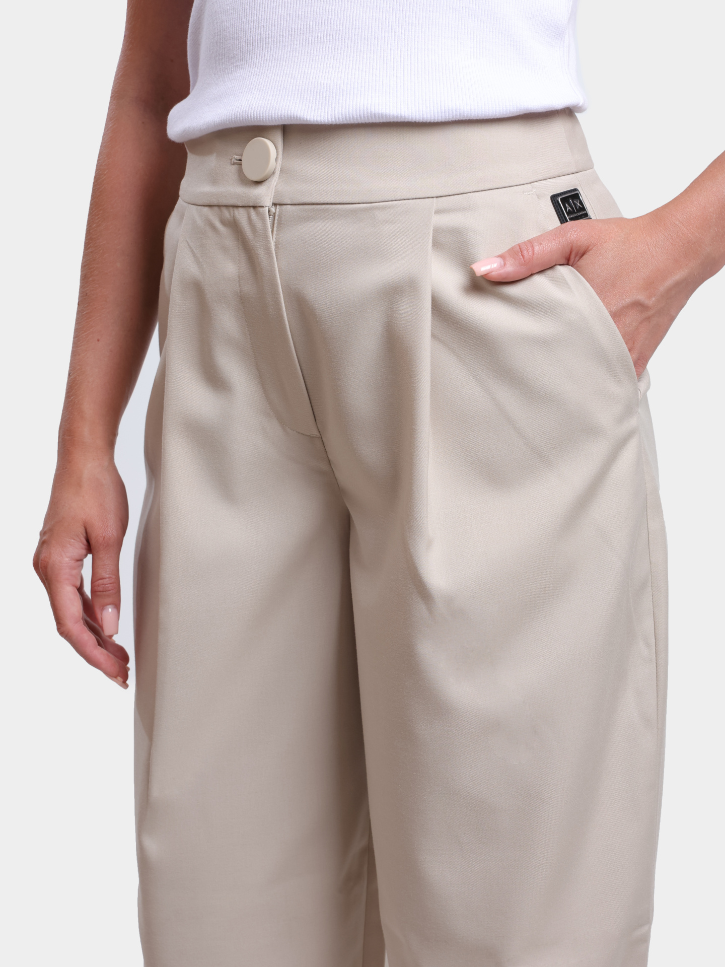 Брюки Armani Exchange XW000222 AF10855 U1095 бежевые женские  — купить в интернет-магазине Verdistore