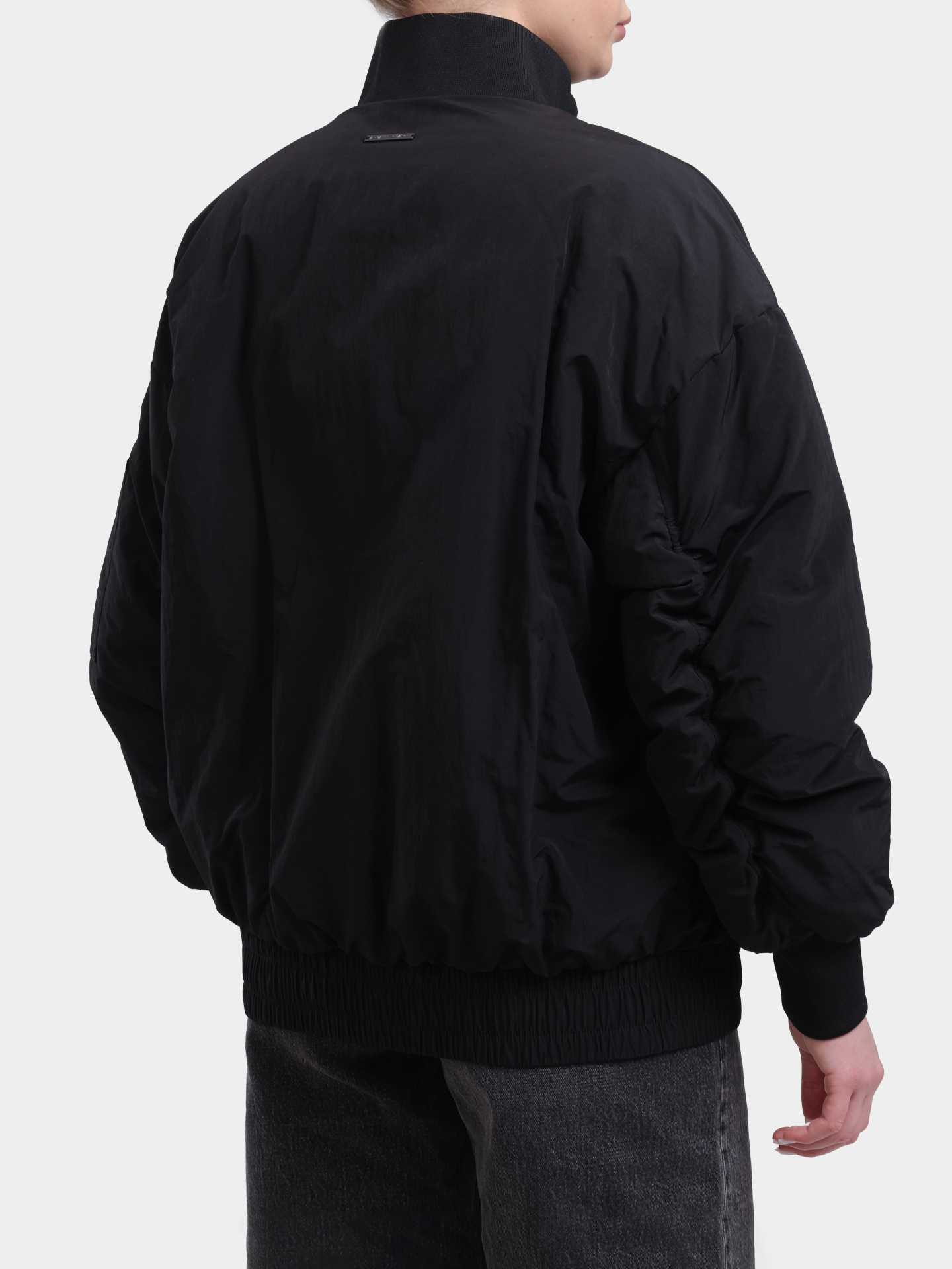 Куртка Armani Exchange XW000670 AF16210 UC001 черная женская — купить в интернет-магазине Verdistore