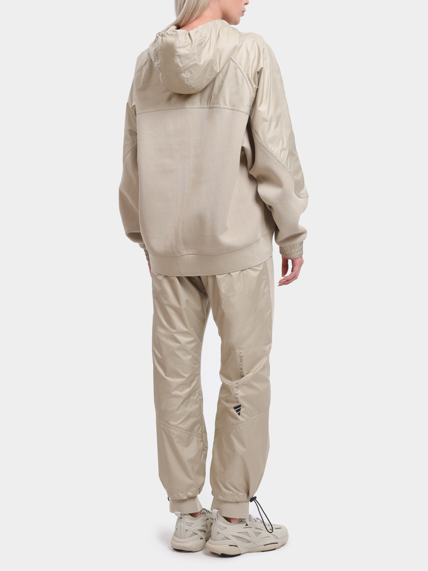 Мастерка Adidas by Stella McCartney JF8479 DESERTSANDSMC комбинированная женская — купить в интернет-магазине Verdistore