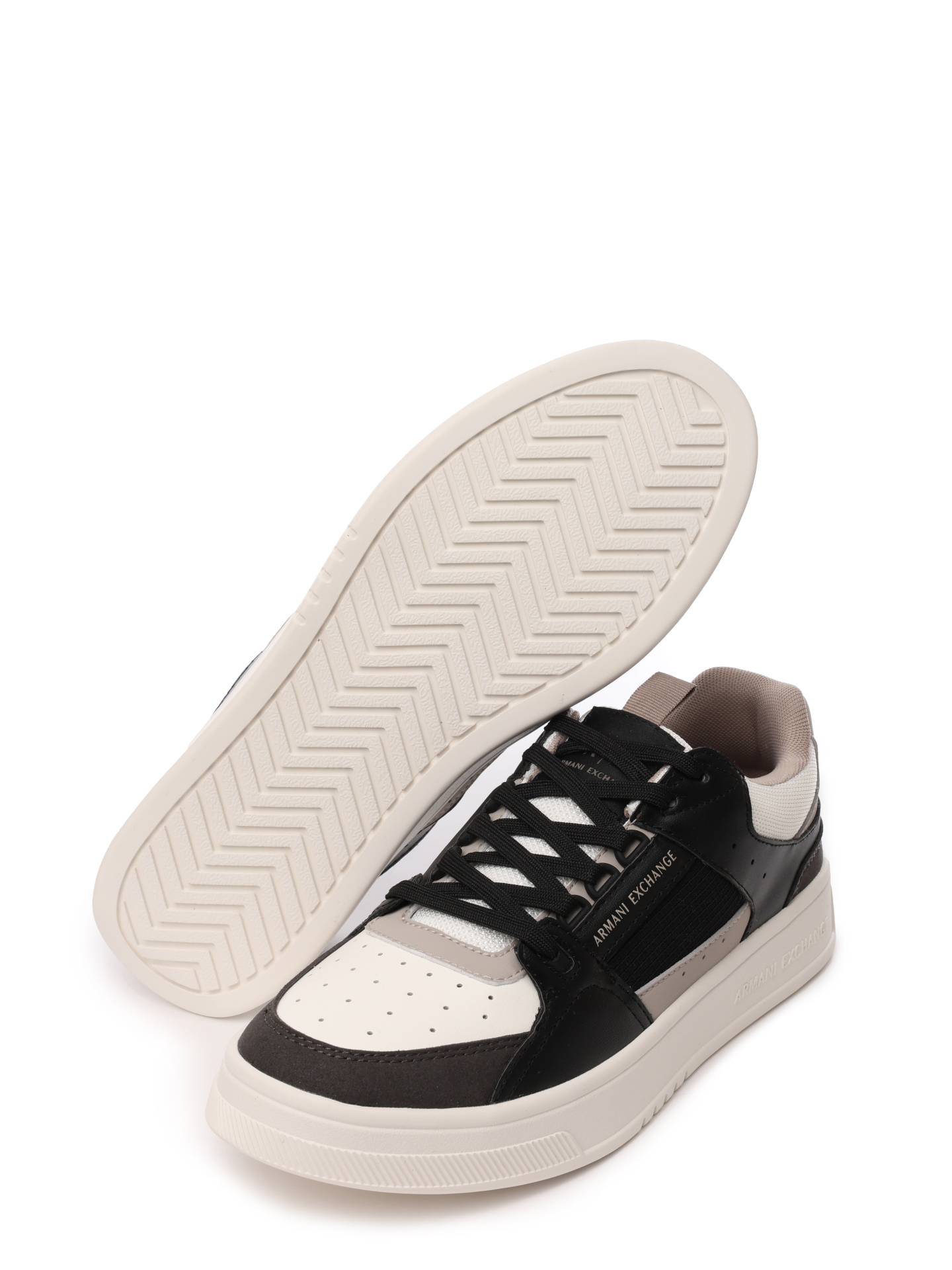 Кеды Armani Exchange XUX224 XV861 U195 комбинированные мужские — купить в интернет-магазине Verdistore