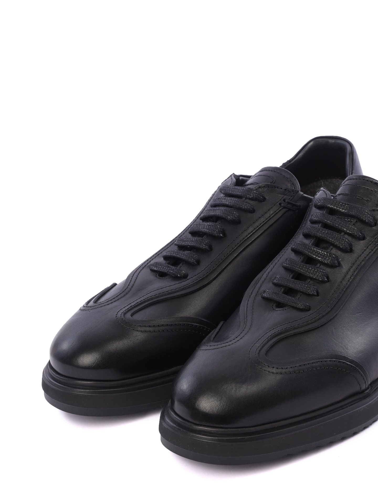 Кроссовки кожаные черные на шнурках — купить в интернет-магазине Verdistore