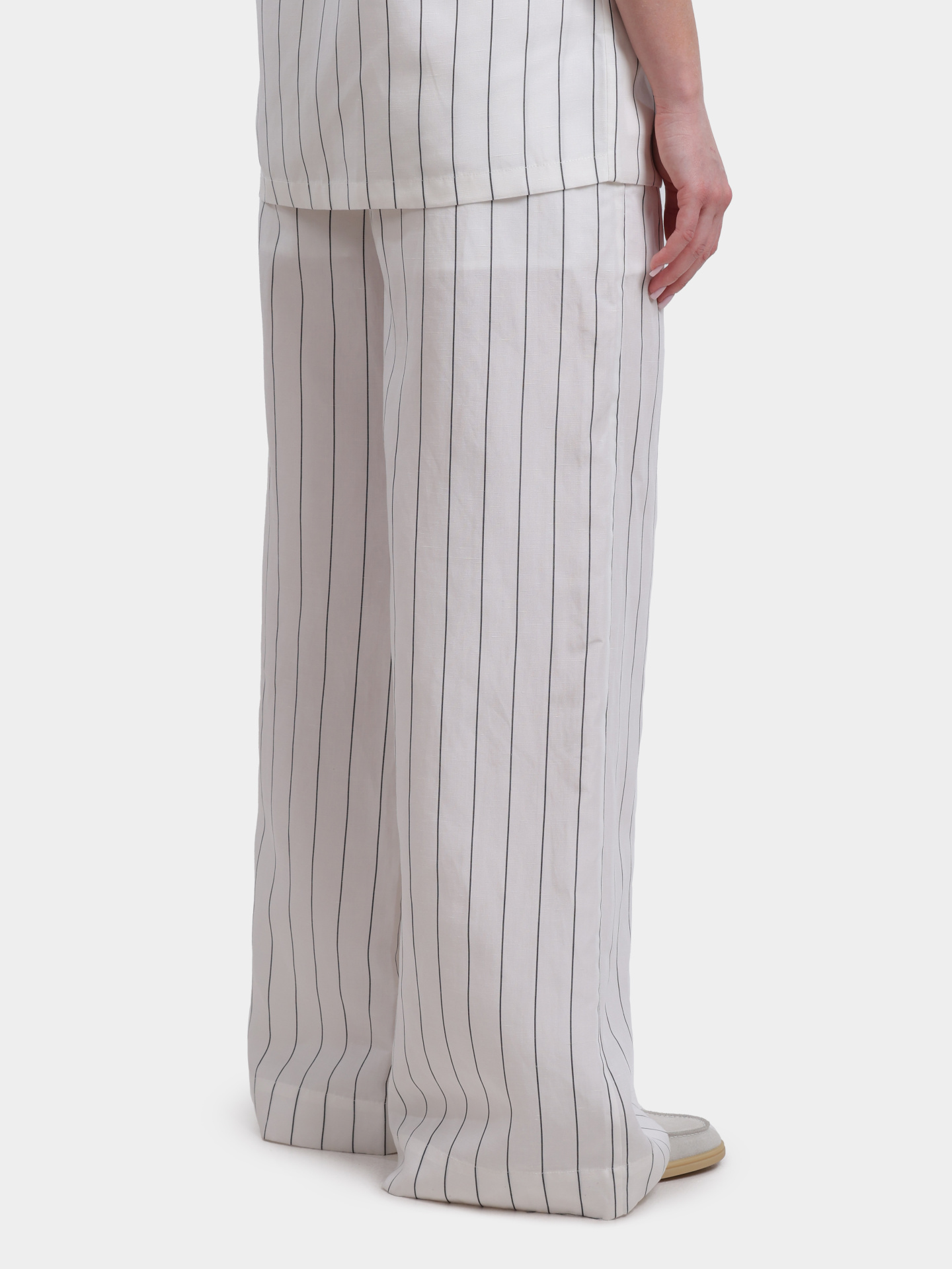 Брюки Liu-Jo WHITE LABEL WA6368 T4818 03Q45 белые женские с принтом в полоску — купить в интернет-магазине Verdistore