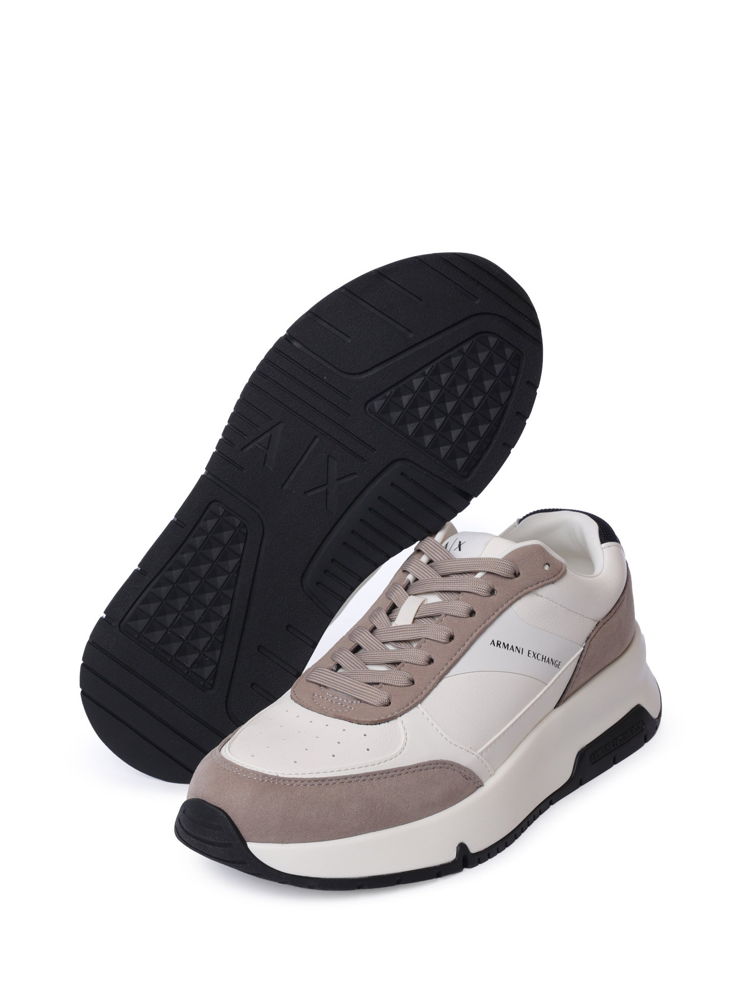 Кроссовки Armani Exchange XUX225 XV862 U641 белые мужские с бежевыми вставками — купить в интернет-магазине Verdistore