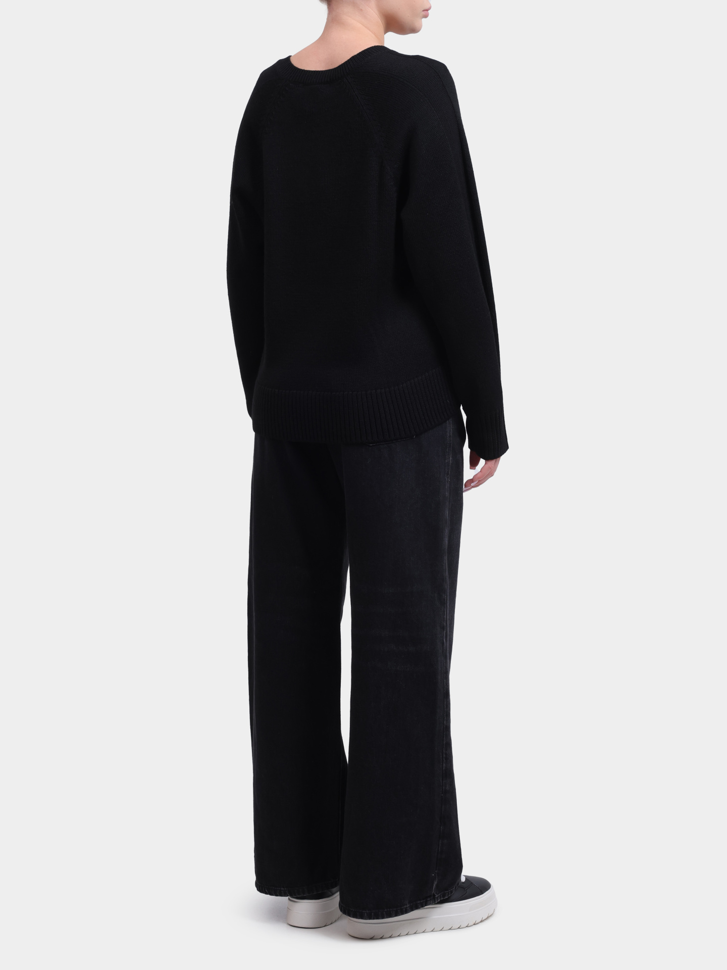 Джинсы A0692609P0902 черные женские — купить в интернет-магазине Verdistore