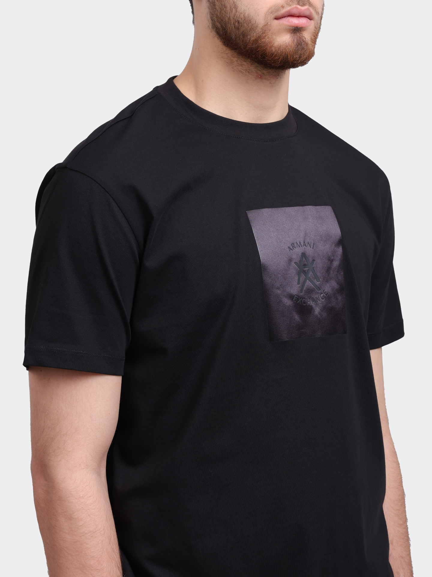 Футболка Armani Exchange XM002213 AF10356 UC001 черная мужская — купить в интернет-магазине Verdistore
