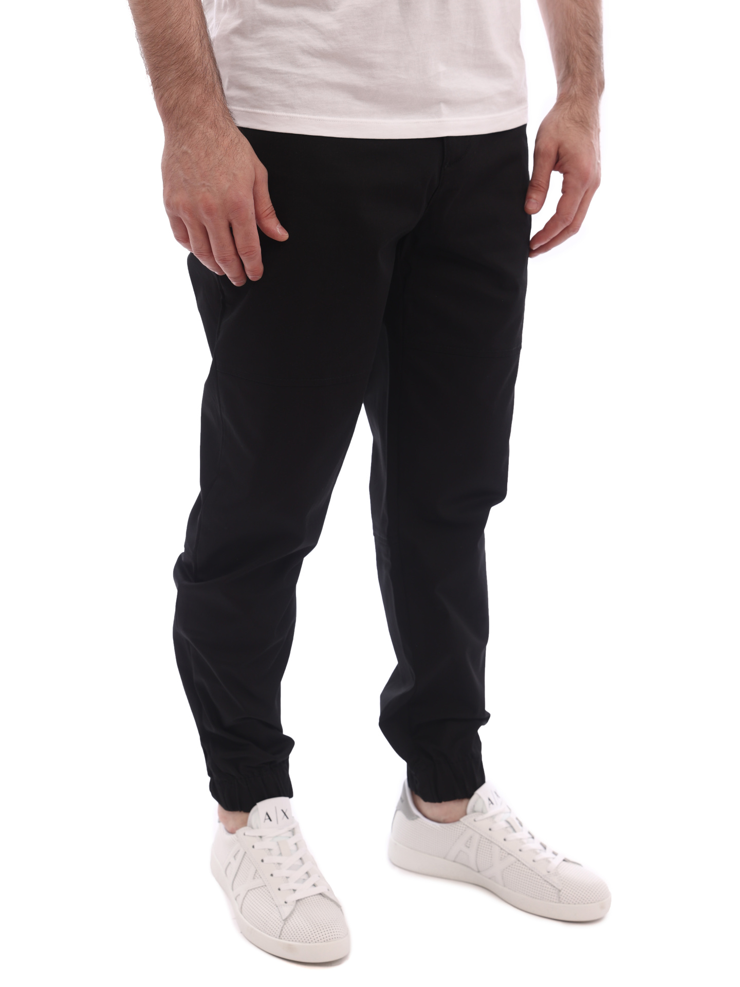 Брюки Armani Exchange 3LZP06 ZNTGZ 1200 черные мужские с эластичными манжетами — купить в интернет-магазине Verdistore
