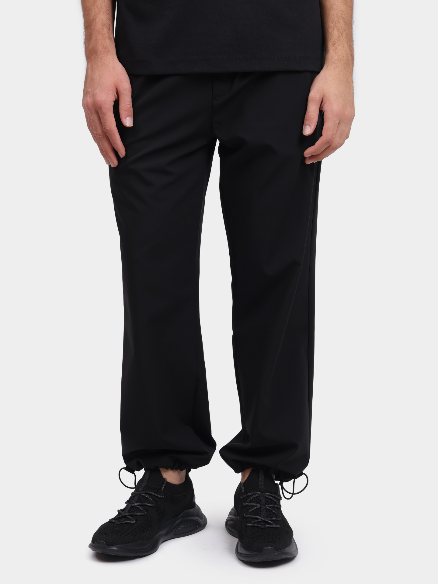 Брюки Hugo 50541380 001 черные мужские — купить в интернет-магазине Verdistore