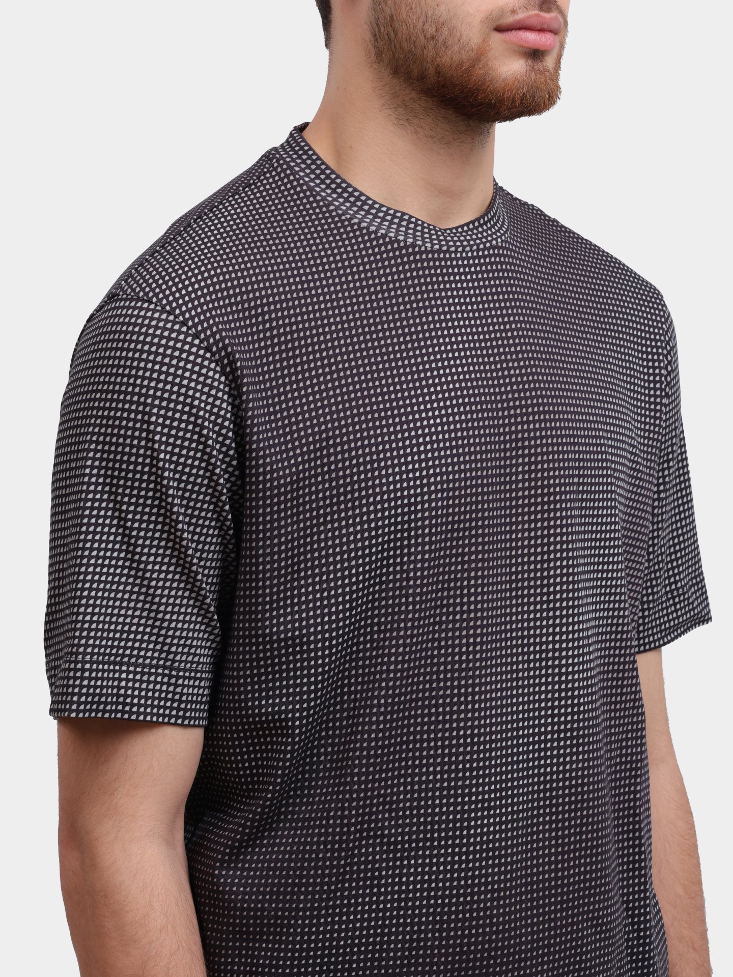 Футболка Emporio Armani EM002723 AF10761 FC201 хлопковая мужская — купить в интернет-магазине Verdistore