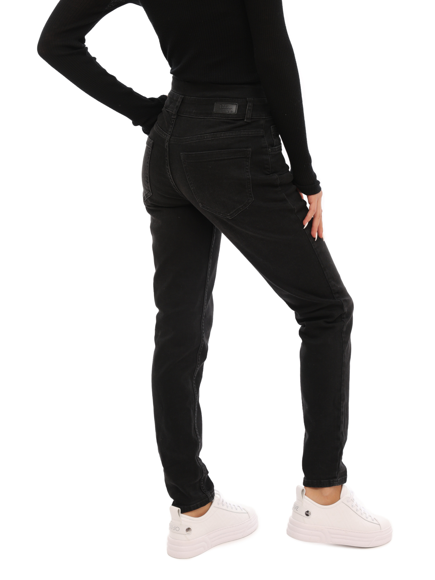 Джинсы — купить в интернет-магазине Verdistore