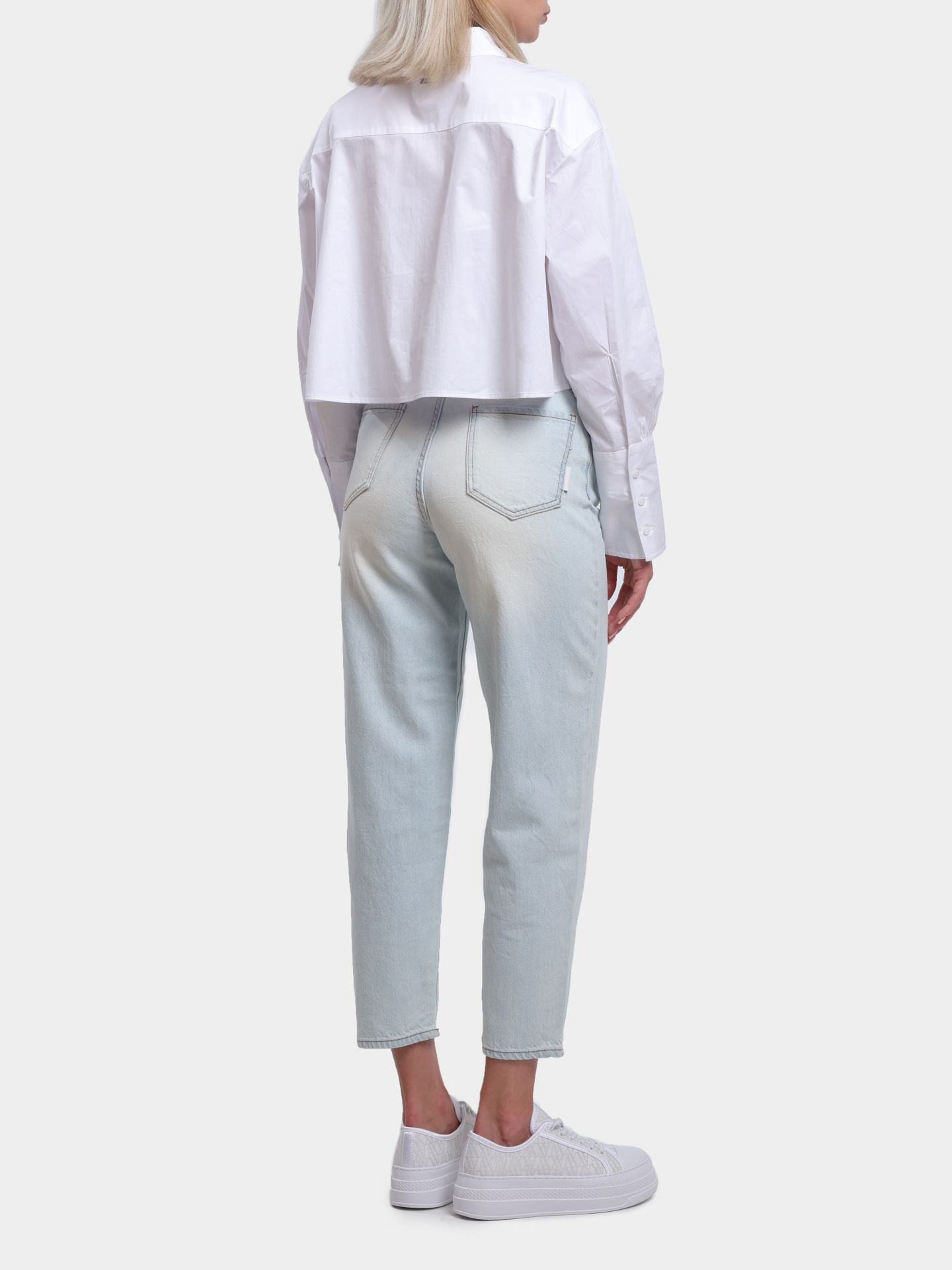 Джинсы Armani Exchange XW000128 AF12855 MB001 голубые женские — купить в интернет-магазине Verdistore