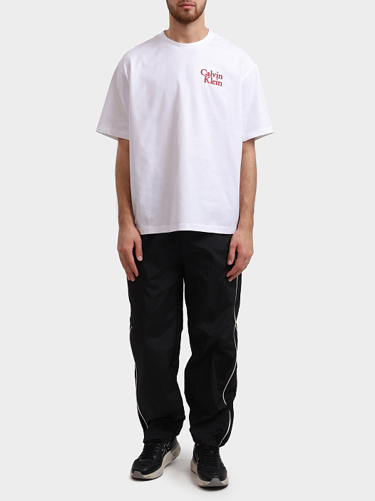 Футболка Calvin Klein LV04RC808G мужская с красным логотипом — купить в интернет-магазине Verdistore