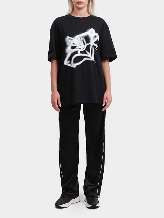 Брюки спортивные Hugo 50530669 001 черные женские с лампасами — купить в интернет-магазине Verdistore