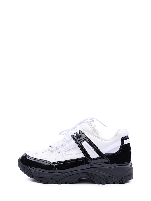 Кроссовки на шнурках белые с комбинированной подошвой — купить в интернет-магазине Verdistore