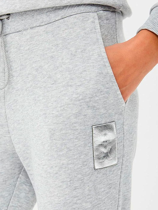 Брюки спортивные Armani Exchange 6ZYP71 3911 серые женские с эластичными манжетами — купить в интернет-магазине Verdistore