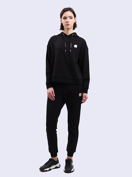 картинка Брюки спортивные Armani Exchange 6DYP82 YJFYZ 1200 черные женские магазин Verdistore являющийся официальным дистрибьютором в России 