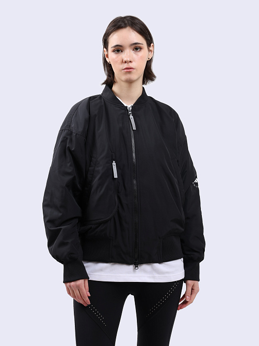картинка Куртка Adidas by Stella McCartney IP1370 черная женская магазин Verdistore являющийся официальным дистрибьютором в России 