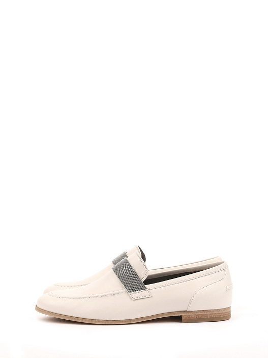 Лоферы Brunello Cucinelli MZBGC1961 C2976 молочные женские из кожи — купить в интернет-магазине Verdistore