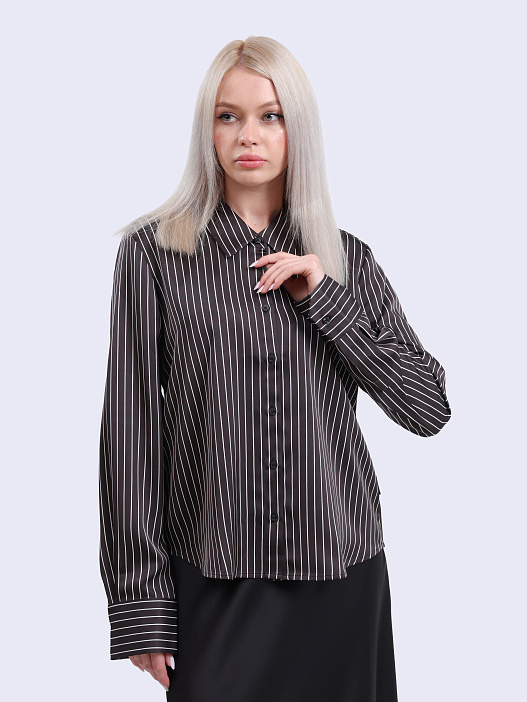 картинка Блузка Elka 10267869 01 50532874 978 свободного кроя и с классическим воротником магазин Verdistore являющийся официальным дистрибьютором в России 