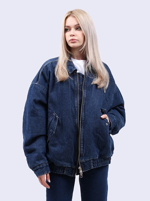 картинка Куртка джинсовая J20J224717 1BJ магазин Verdistore являющийся официальным дистрибьютором в России 
