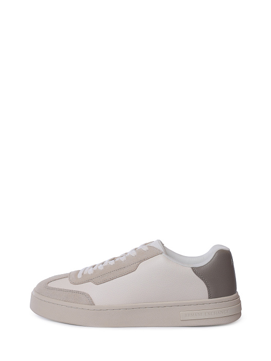картинка Кеды Armani Exchange XUX250 XV948 U641 белые мужские с контрастными вставками магазин Verdistore являющийся официальным дистрибьютором в России 