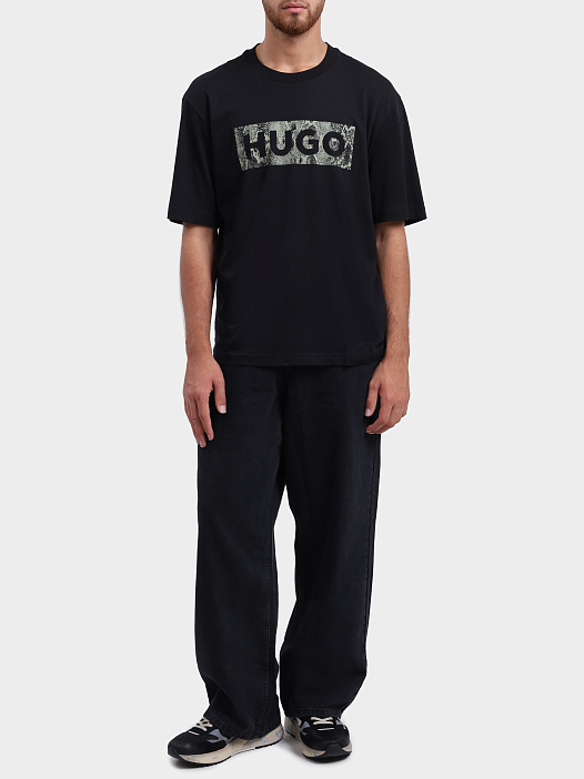 Футболки HUGO BLUE Nerpient 10258299 01 50566041 002 черная мужская с крупным логотипом — купить в интернет-магазине Verdistore