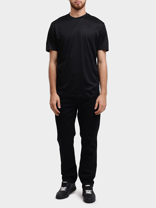 Футболка Emporio Armani 8N1TE8 1JUVZ 0999 черная мужская — купить в интернет-магазине Verdistore