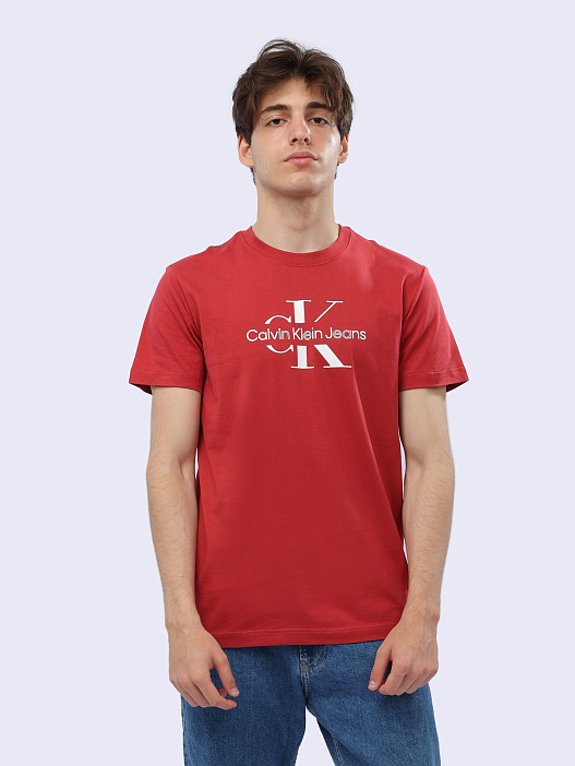 Футболка Calvin Klein Jeans J30J325190 красная мужская из хлопка — купить в интернет-магазине Verdistore