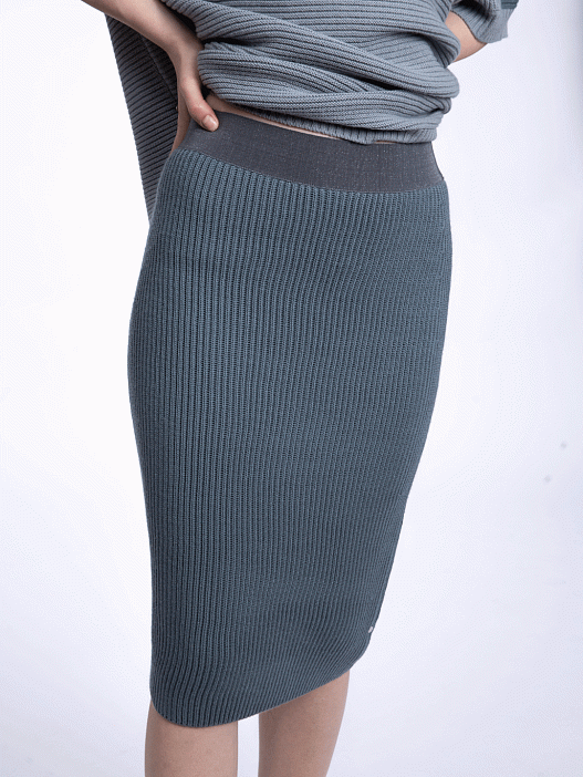 Юбка из рифленого трикотажа — купить в интернет-магазине Verdistore