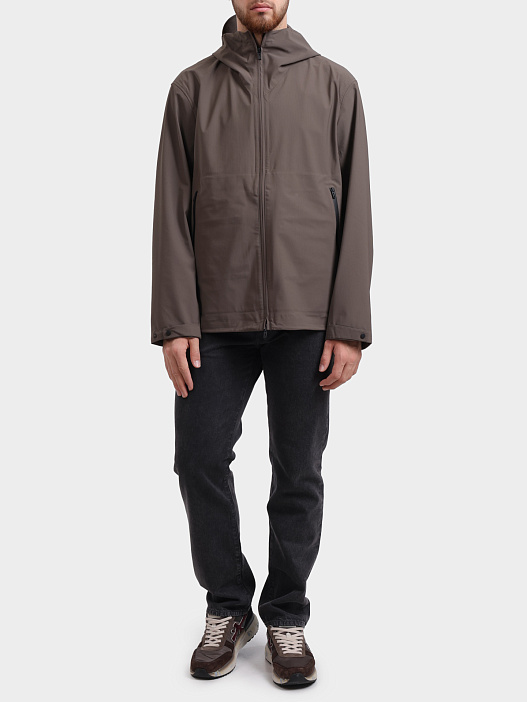 Куртка Emporio Armani EM000818 AF13090 U6200 коричневая мужская из водоотталкивающего материала — купить в интернет-магазине Verdistore